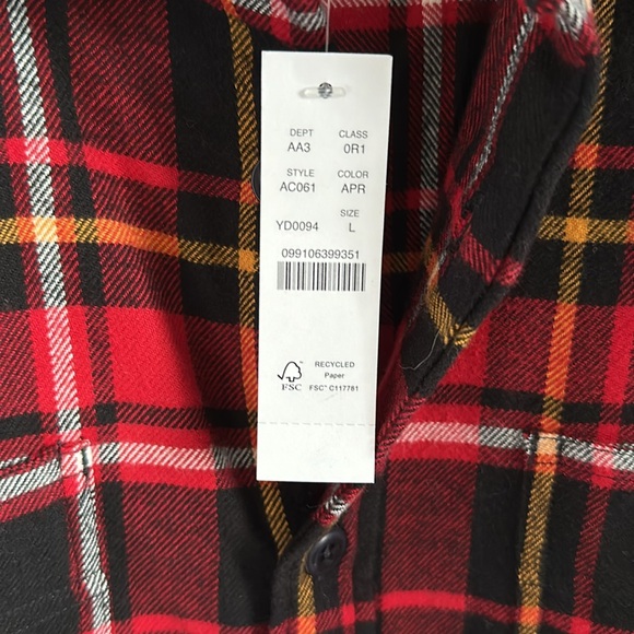 NWT J. Crew mid-weight flannel. Size L. - Picture 5 of 5
